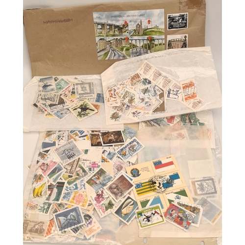 144 - Parcel of Approximately 500 Loose and on Paper Brazil Stamps. Shipping is available. Please ask for ... 