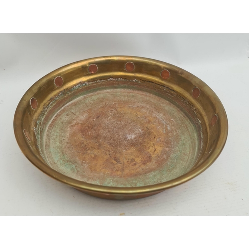 337 - Arts and Crafts Style Brass Circular Fruit Bowl or Plant Pot Holder With Copper Rivet Decoration. Me... 