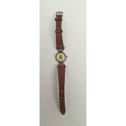 374 - Must de Cartier Ladies Quartz Wrist Watch. Roman numerals hour minute and second hand. Yellow and wh... 