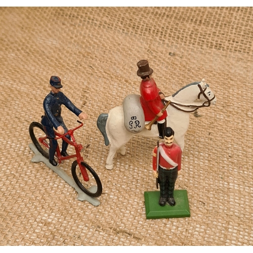 158 - Vintage Lead Collectable Toy Figures Includes Grant Toy Soldier, George VI Rider on Horseback and an... 