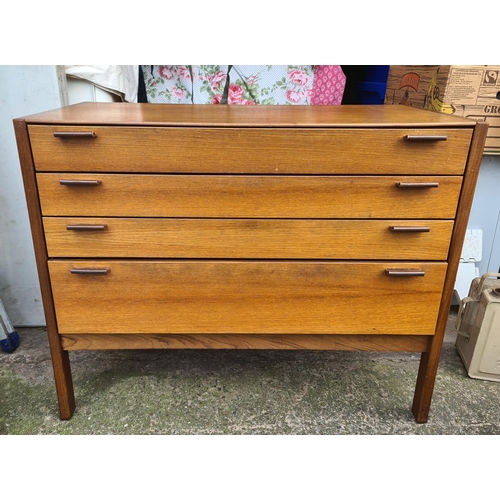 215 - Vintage Meredew Bedroom Desk and Drawers c1970's. Measures 91cm by 46cm. Shipping is available. Plea... 