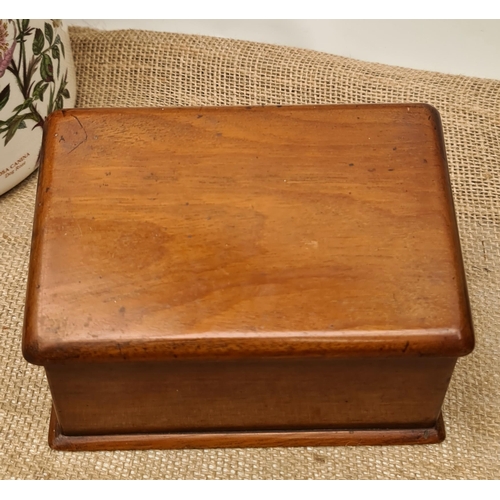 223 - Edwardian Wooden Stationery Box With Internal Dividers. Measures 18cm wide by 10cm tall and 11cm dee... 