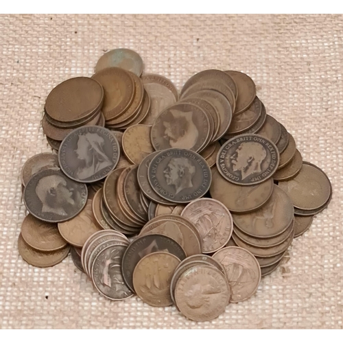 293 - Collectable Coins Parcel of British Pennies and Half Pennies 600g in Total Weight. Shipping is avail... 