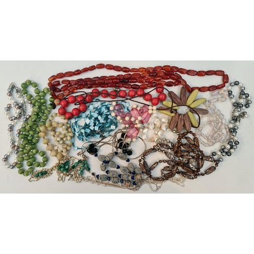 80 - Vintage Necklaces Parcel of 15 Assorted Styles. Shipping is available. Please ask for a quote before... 