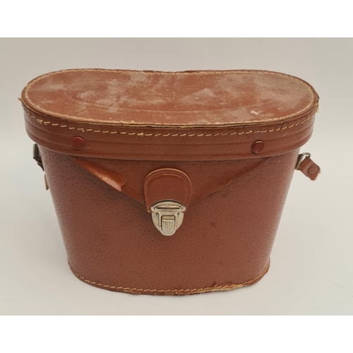 174 - Boots Compact Deluxe 10 x 50 Binoculars in original case. Shipping is available. Please ask for a qu... 