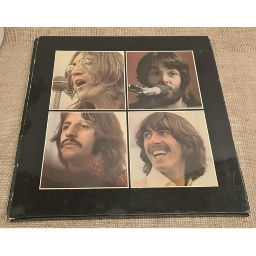 149 - Collectable Beatles LP Record With Box Set Let It Be 1970. LP in Great condition. 168 Page book in g... 