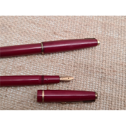 432 - Two Vintage Parker Fountain Pens Burgundy Colour 14K Nibs. Shipping is available. Please ask for a q... 