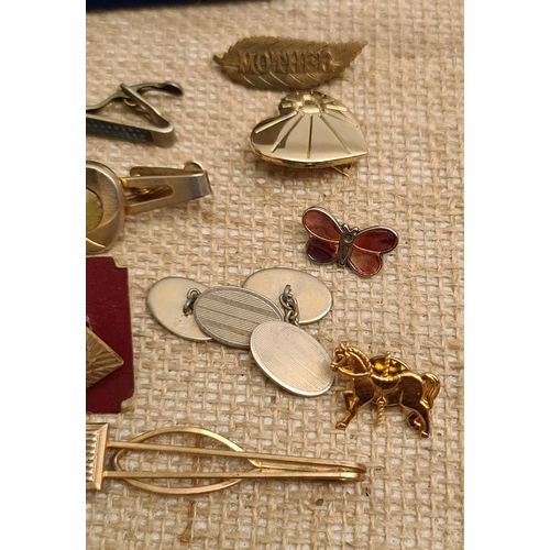 62 - Jewellery Vintage Tie Clips Cufflinks Butterfly Brooch, Horse Pin Badge and Other Brooches. Shipping... 