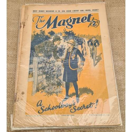 112 - 10 x Early 20th Century Comics the Magnet 1930's. Shipping is available. Please ask for a quote befo... 