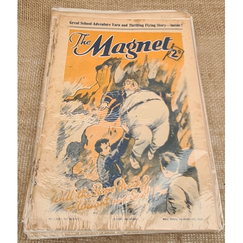 113 - 10 x Early 20th Century Comics the Magnet 1930's. Shipping is available. Please ask for a quote befo... 