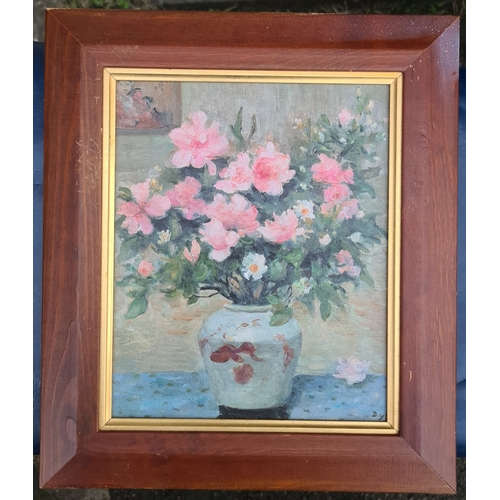 279 - Art Framed Painting Still Life Flowers in Vase. Oil on Canvas. Measures 35cm by 30cm. Signed BY lowe... 