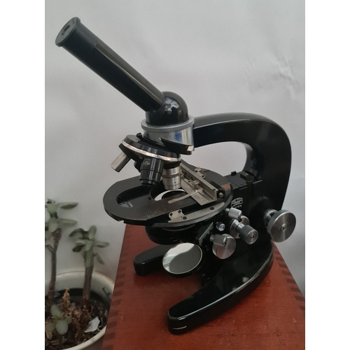 18 - Vintage 1950's Carl Zeiss Jena Microscope in Original Case Plus Various Lenses. Shipping is availabl... 