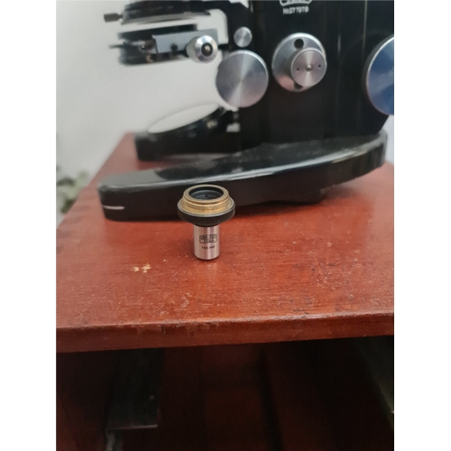 18 - Vintage 1950's Carl Zeiss Jena Microscope in Original Case Plus Various Lenses. Shipping is availabl... 