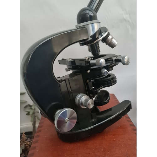 18 - Vintage 1950's Carl Zeiss Jena Microscope in Original Case Plus Various Lenses. Shipping is availabl... 