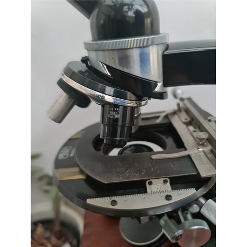 18 - Vintage 1950's Carl Zeiss Jena Microscope in Original Case Plus Various Lenses. Shipping is availabl... 