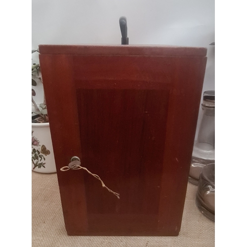 18 - Vintage 1950's Carl Zeiss Jena Microscope in Original Case Plus Various Lenses. Shipping is availabl... 