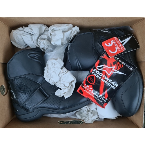 2 - Alpinestars Gunner Moto Motorbike Motorcycle Waterproof Boots Black EU45 UK 10.5. Boxed With Labels ... 