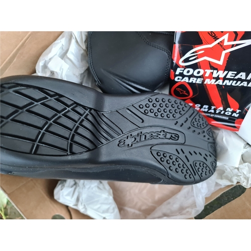 2 - Alpinestars Gunner Moto Motorbike Motorcycle Waterproof Boots Black EU45 UK 10.5. Boxed With Labels ... 
