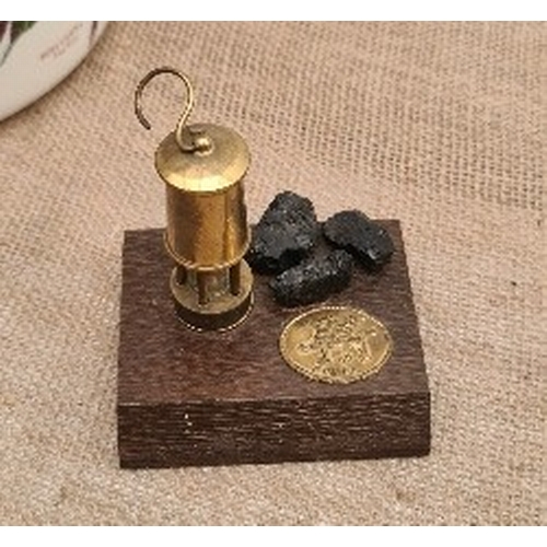 28 - Vintage Miniature Welsh Brass Miners Lamp. Mounted on Wooden Plinth With 3 Lumps of Coal. Measures 9... 