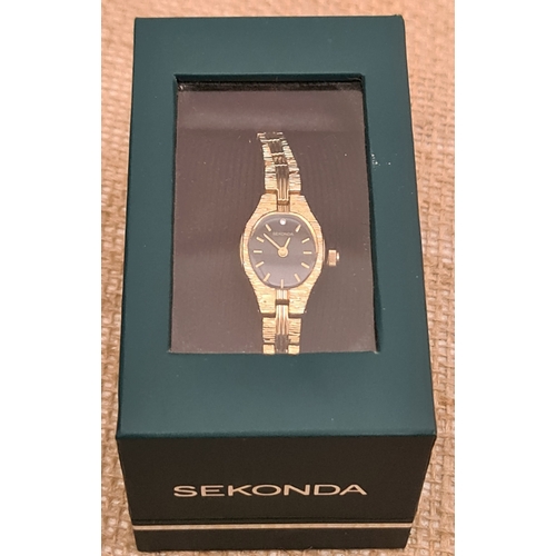 451 - Vintage Sekonda Ladies Cocktail Wrist Watch Boxed Quartz. Shipping is available. Please ask for a qu... 