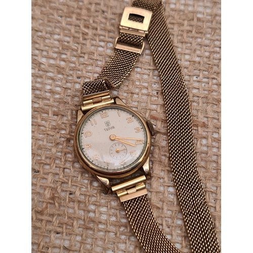 453 - Vintage Ladies Tudor Cocktail Wrist Watch 17 Jewels Swiss Movement. Steel Back Marked 9ct gold on th... 