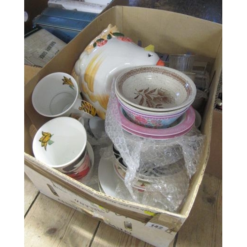 142 - BOX OF ASSORTED CERAMICS AND GLASS