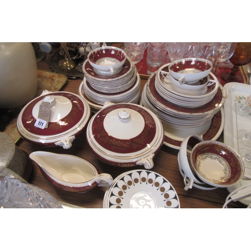 171 - QUANTITY OF CROWN DUCAL DINNER WARE