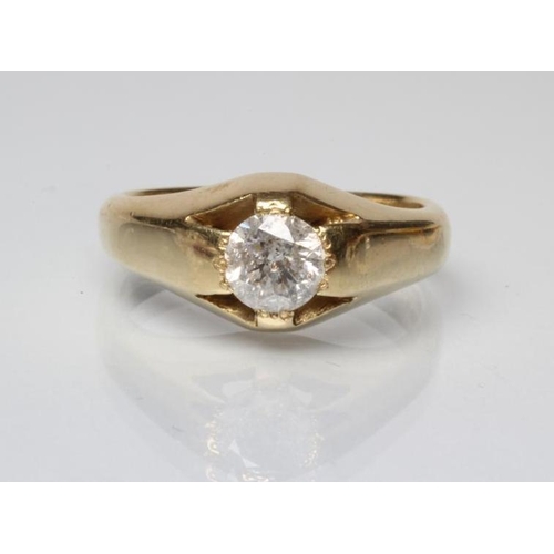 206 - A GENTLEMAN'S SOLITAIRE DIAMOND RING, the round brilliant cut stone of approximately 0.8cts set to a... 