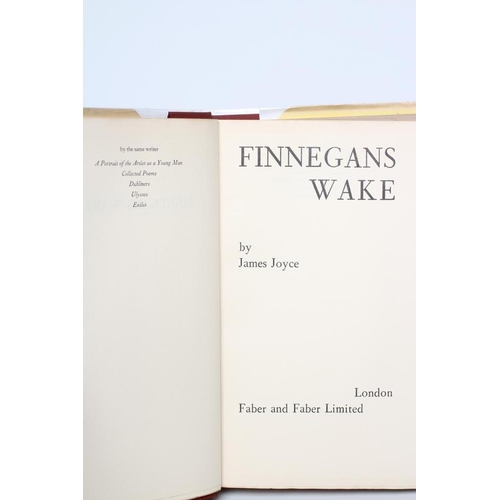 292 - JAMES JOYCE, Finnegans Wake, 1st edition, Faber & Faber, clipped dust jacket but price still present... 