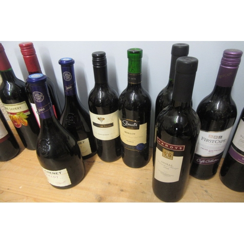 14 - 16 various wines, including 2 bottles 2008 Hardy's Varietal Range Shiraz, 2 bottles 2006 J. P. Chene... 