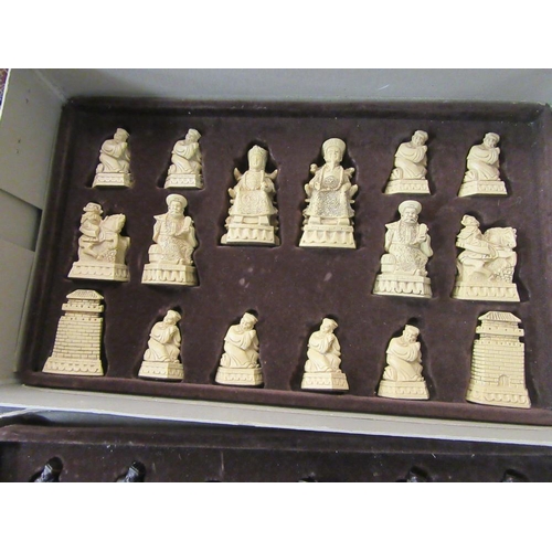 33 - ANNE CARLTON SHANGHAI CHESS SET