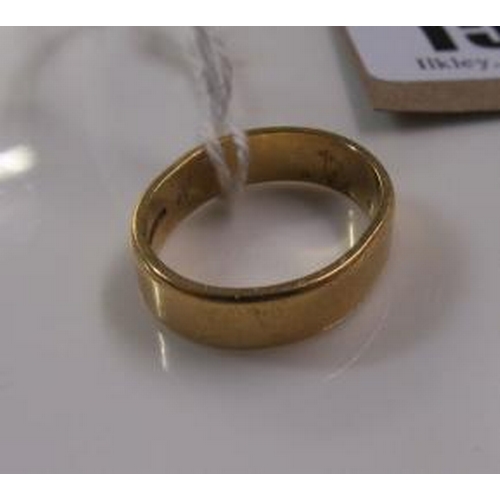 152 - 18CT GOLD WEDDING RING  4.5 GMS