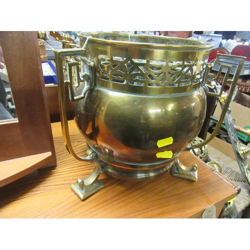 279 - BRASS JARDINIERE AND HORSE BRASSES