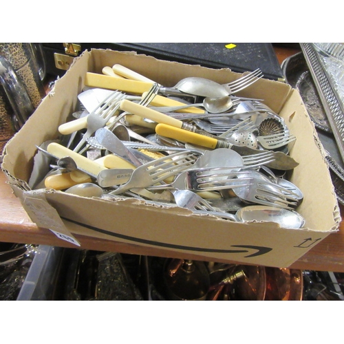 265 - BOX OF MIXED CUTLERY