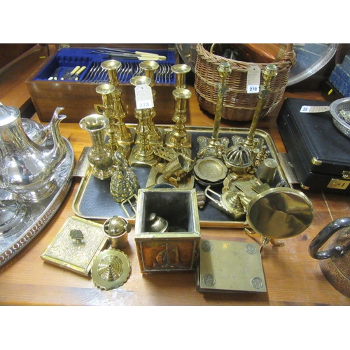 273 - TRAY OF BRASS INCLUDING CANDLESTICKS ETC
