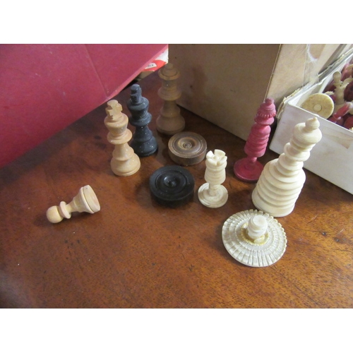 284 - ORIENTAL CHESS SET AND OTHERS