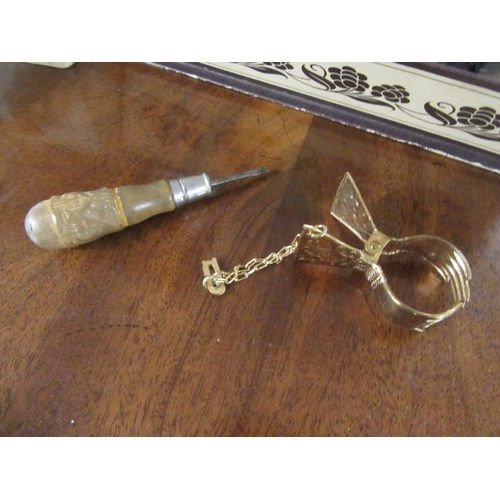 291 - SMALL BOX OF COSTUME JEWELLERY