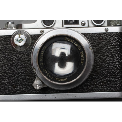 A LEICA D.R.P. ERNST LEITZ WETZLAR IIIb CAMERA, with Summar f=5cm