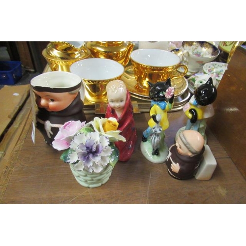 616 - QUANTITY OF ORNAMENTS INCLUDING GOEBEL AND ROYAL DOULTON LITTLE PIG