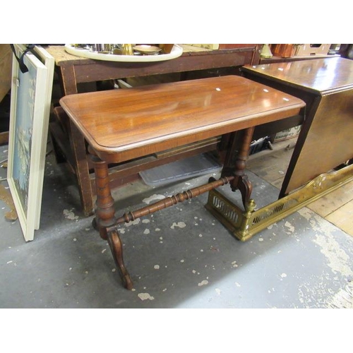 811 - MAHOGANY HALL TABLE