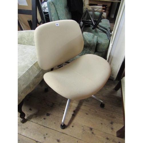 887 - RETRO SWIVEL CHAIR