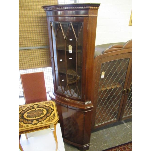 934 - MAHOGANY CORNER CABINET