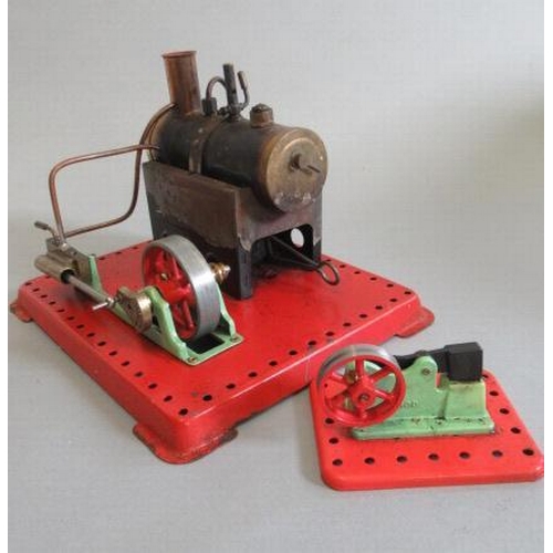 190 - Mamod SE2 steam engine, single cylinder with spirit burner and model power hammer, boxes AF, steam e... 