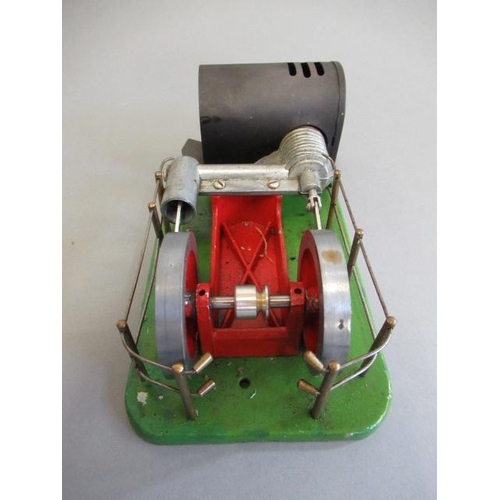 246 - A Davies Charlton Ltd. Hot Air Engine with burner and instructions, boxed, box G, engine G+ (Est. pl... 