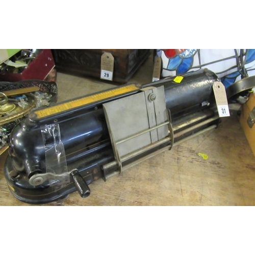 31 - A TODD PROJECTOGRAPH