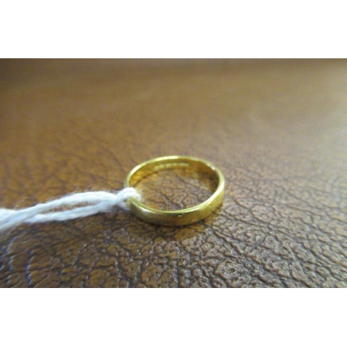 199 - 22CT GOLD WEDDING RING