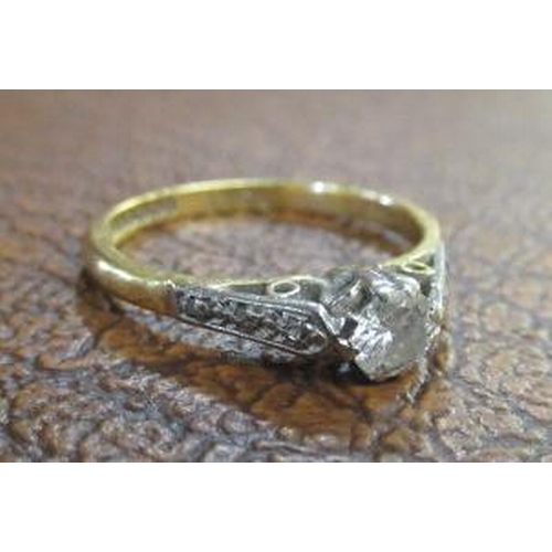 217 - DIAMOND SOLITAIRE RING