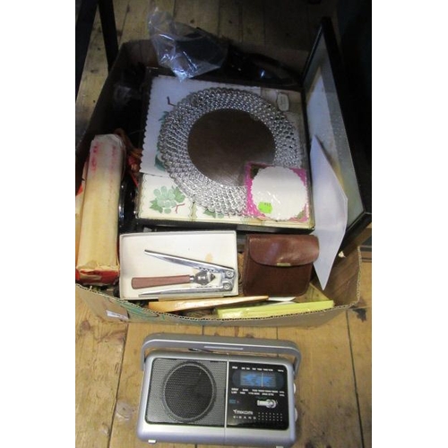 391 - BOX OF MISCELLANEOUS ITEMS