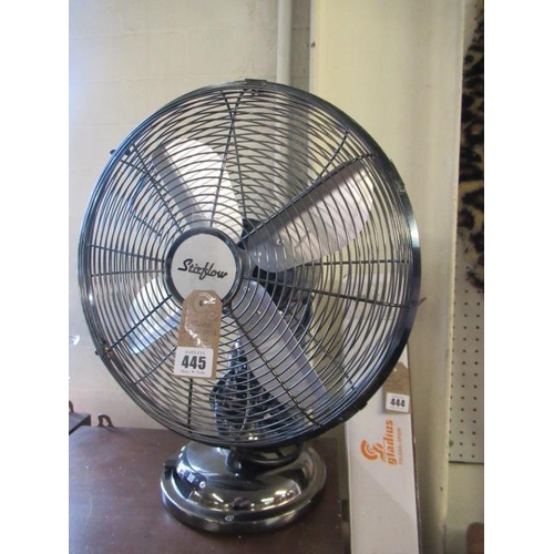 445 - VINTAGE STYLE DESK FAN