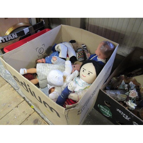 451 - BOX OF DOLLS ETC